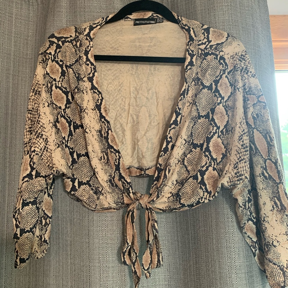 Snake Skin Tie Front Crop Top 🐍